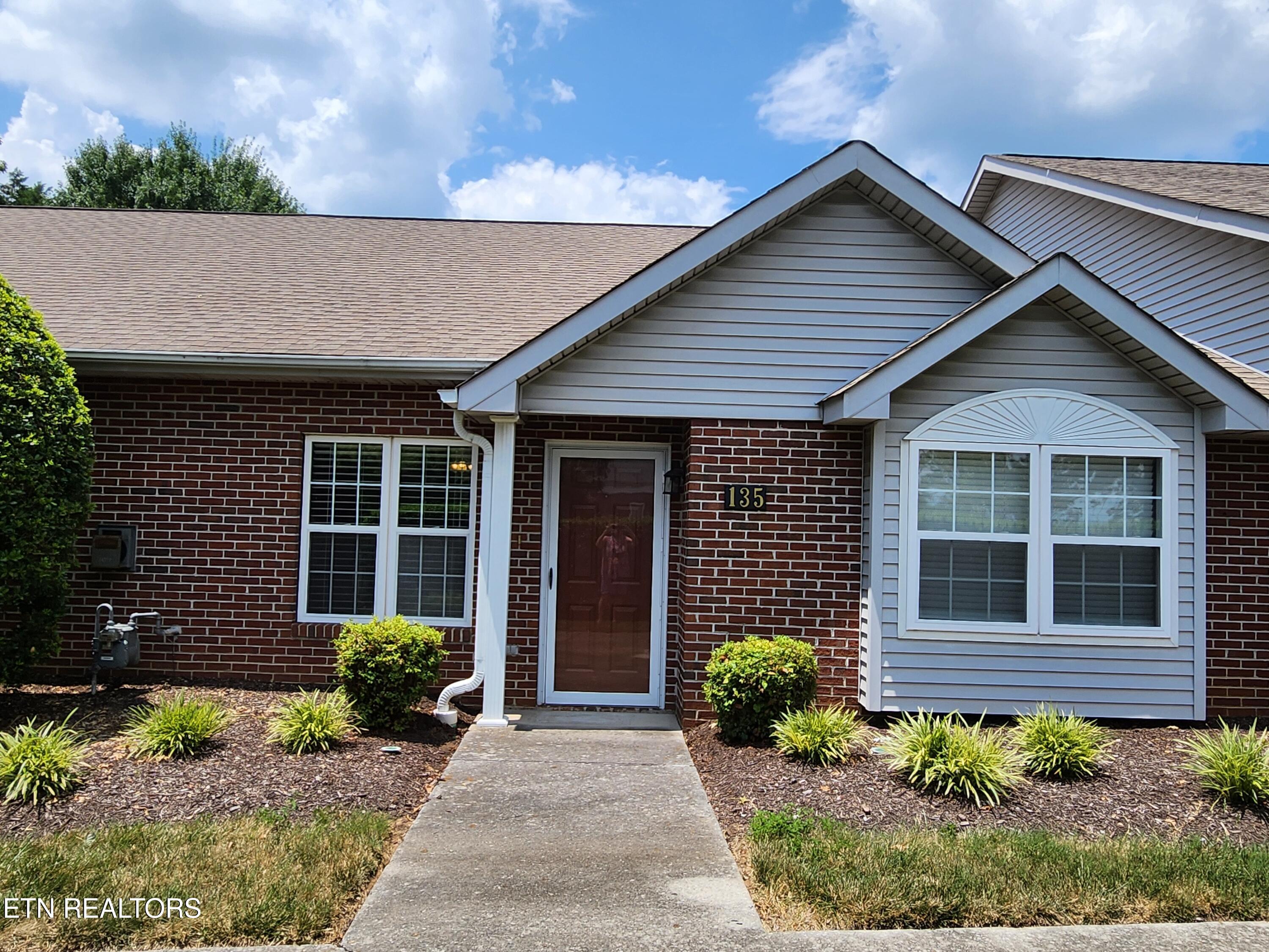 715 Cedar Lane Property Photo 1