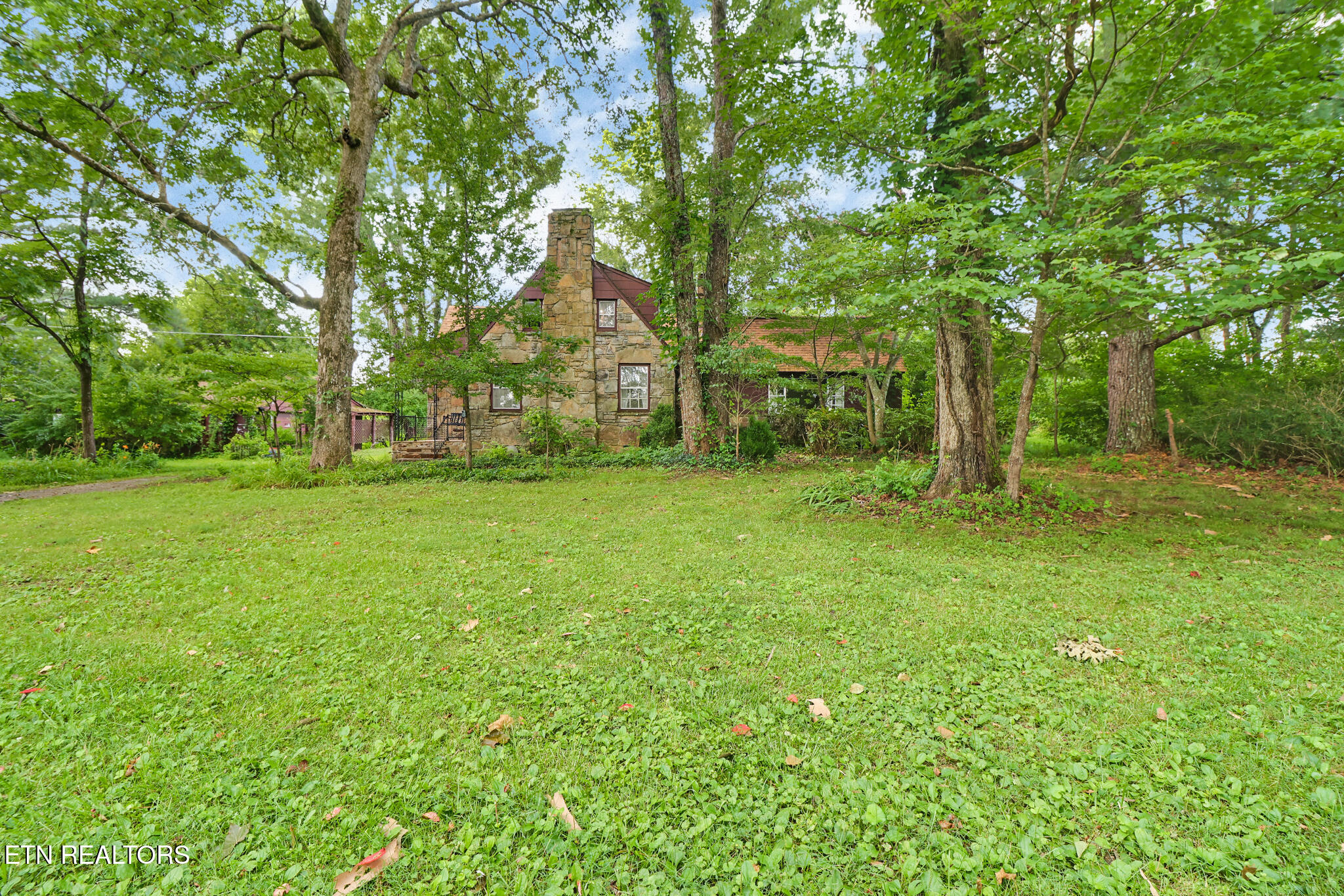 1230 Deep Draw Rd Property Photo 1