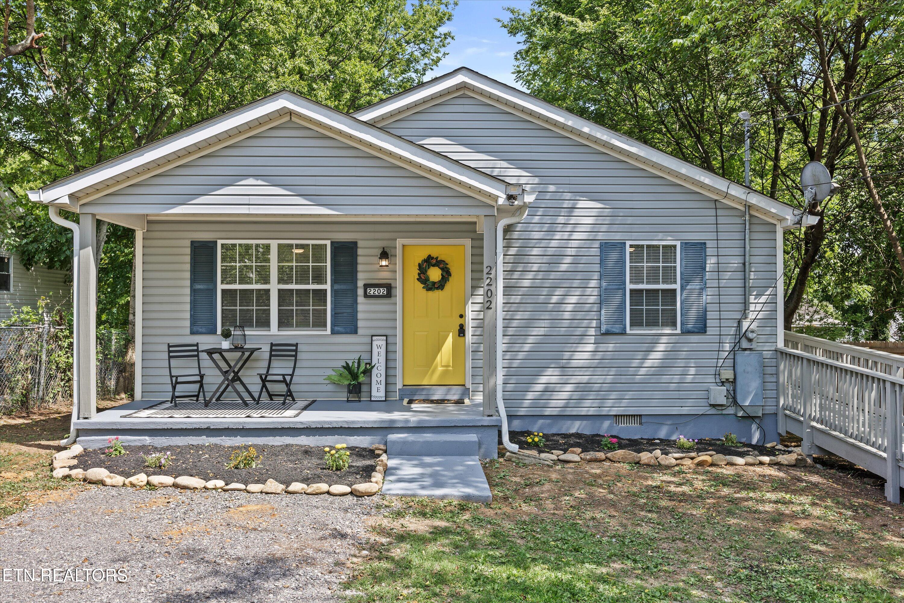 2202 Virginia Ave Property Photo 1