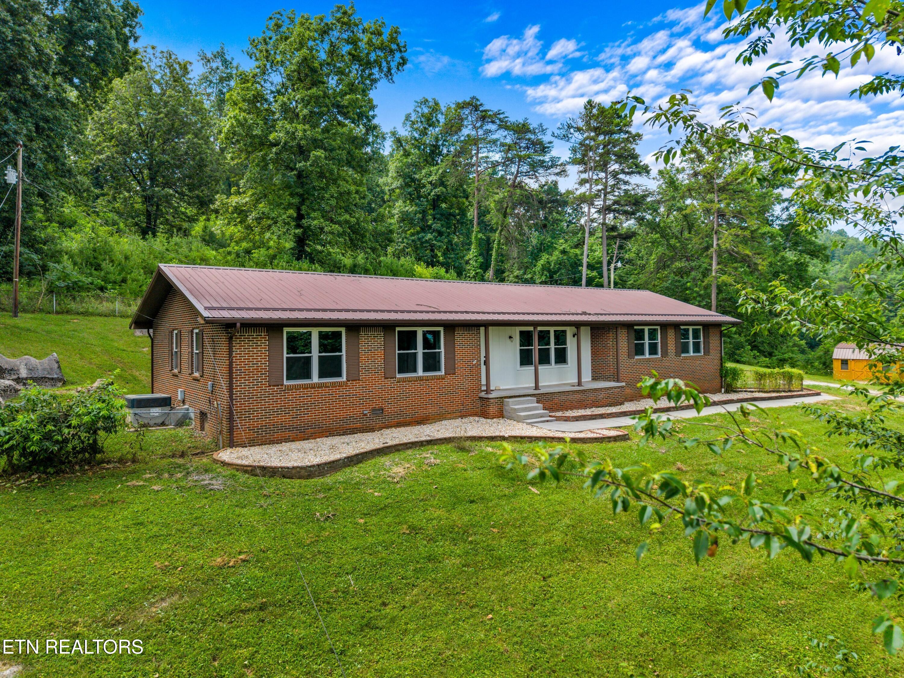 221 Greer Lane Lane Property Photo 1