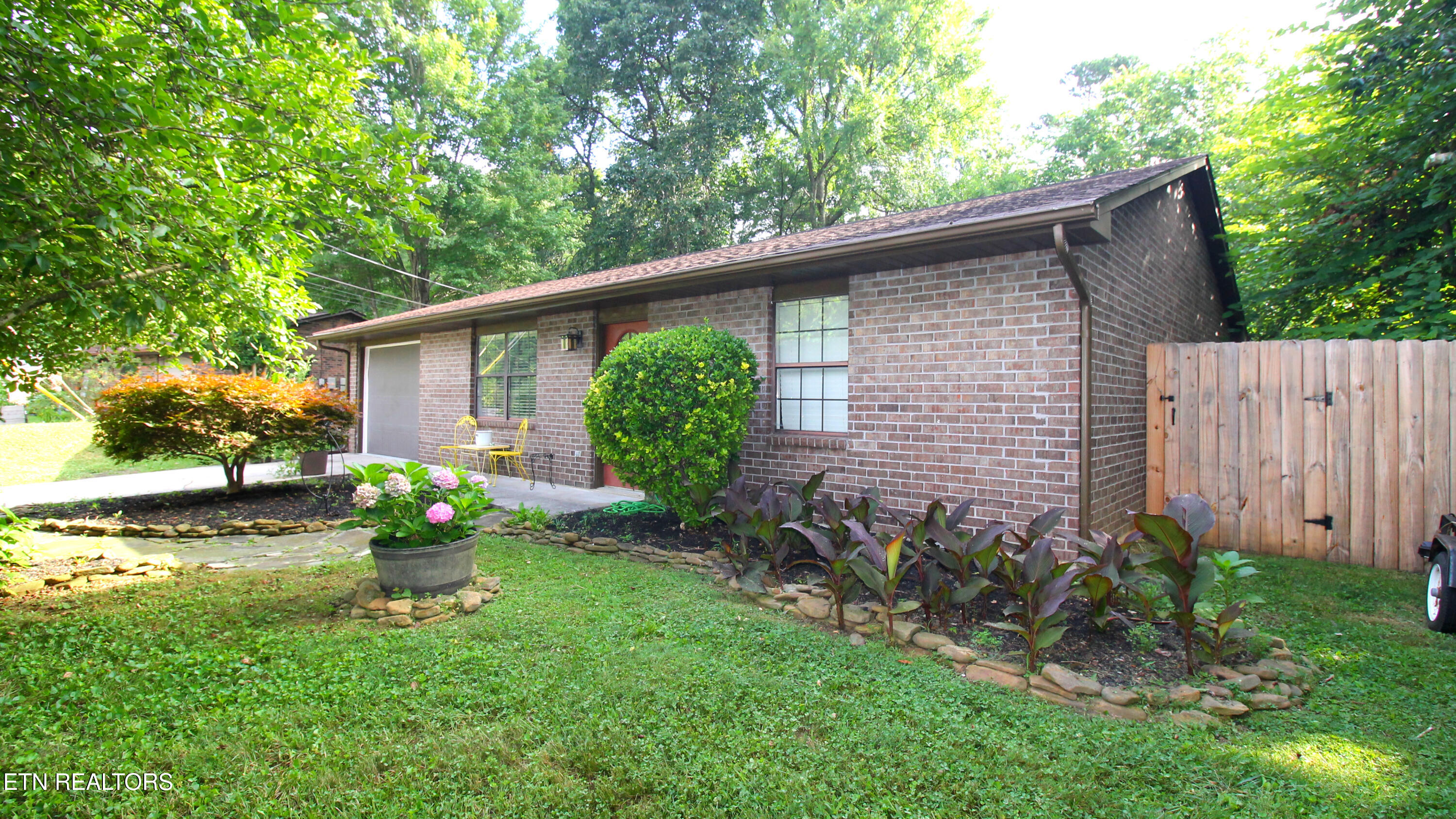 2523 Chukar Rd Property Photo 1