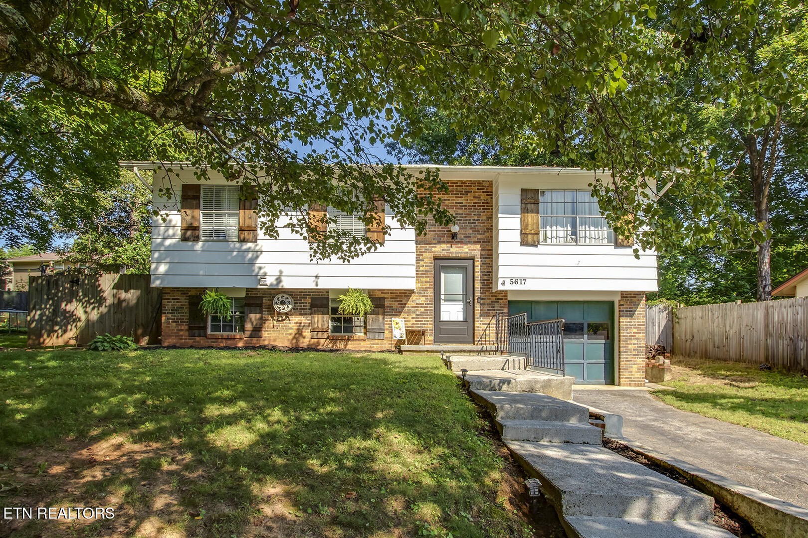 5617 Burbury Lane Property Photo 1
