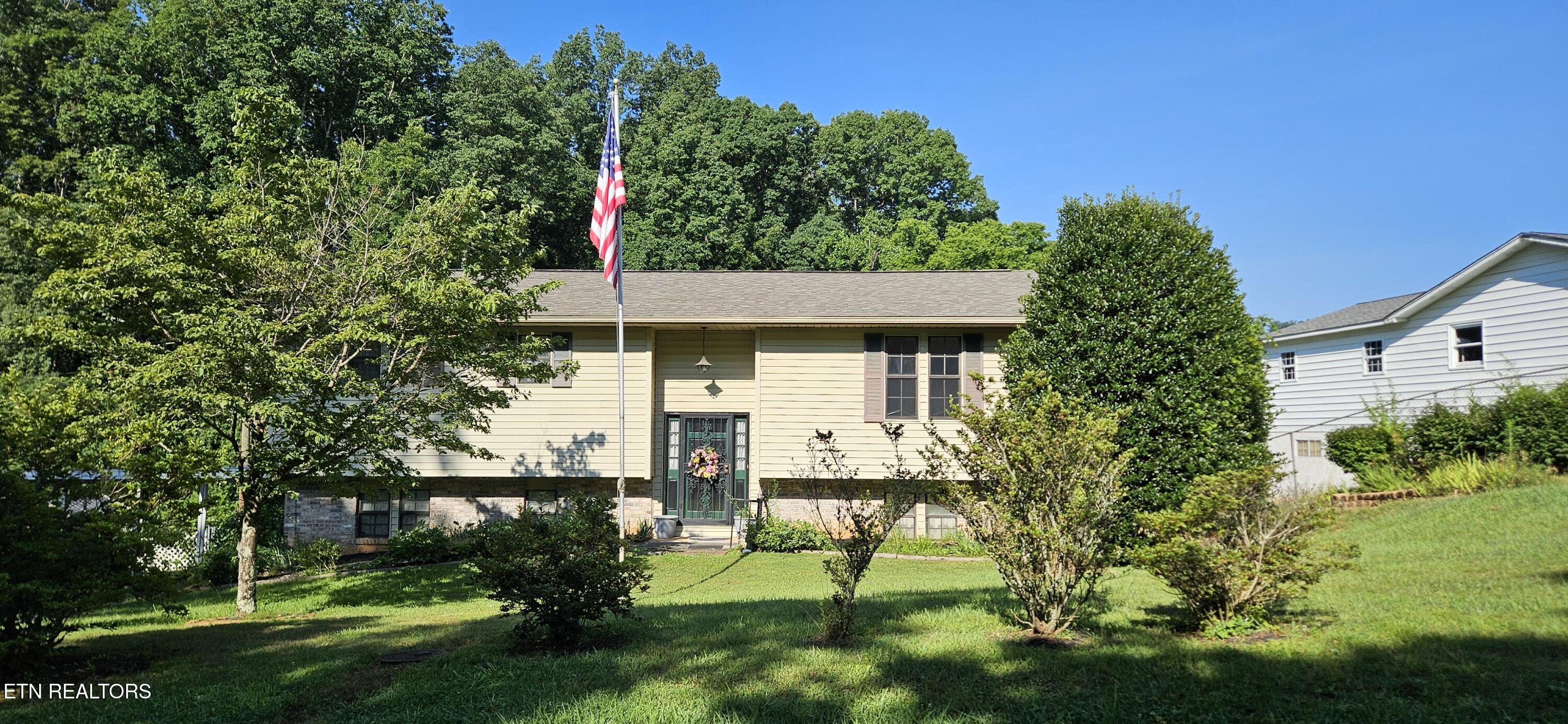 6027 Wilkerson Rd Property Photo 1