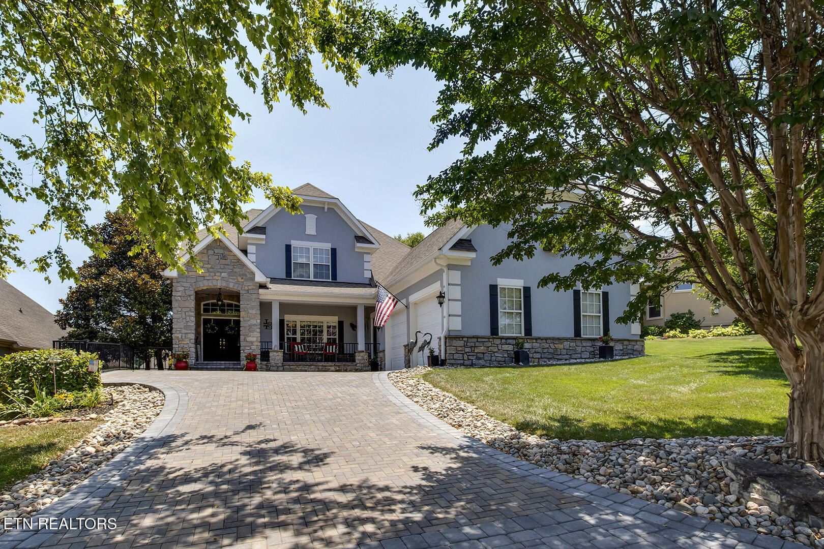 104 Greenfinch Drive Property Photo 1