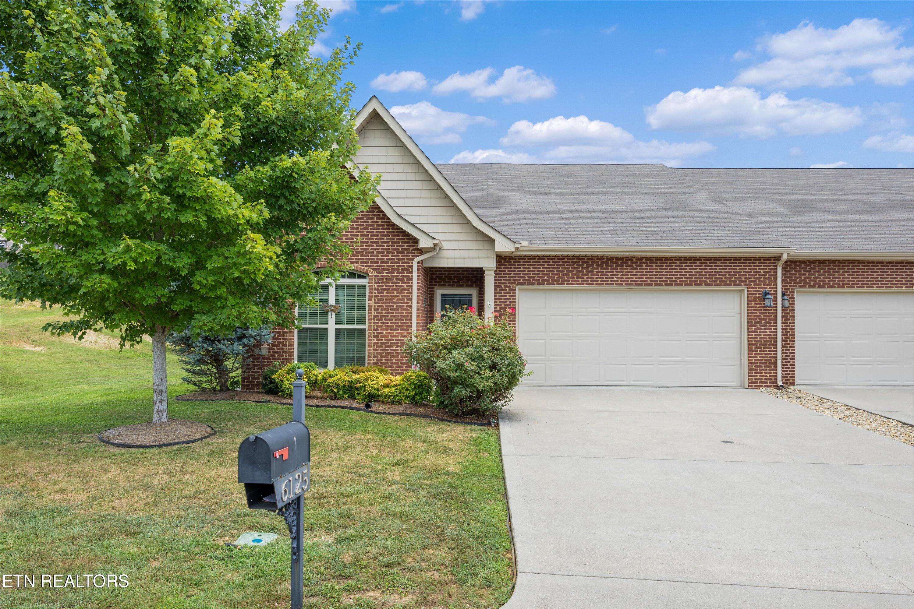 6125 Mcmillan Creek Drive Property Photo 1