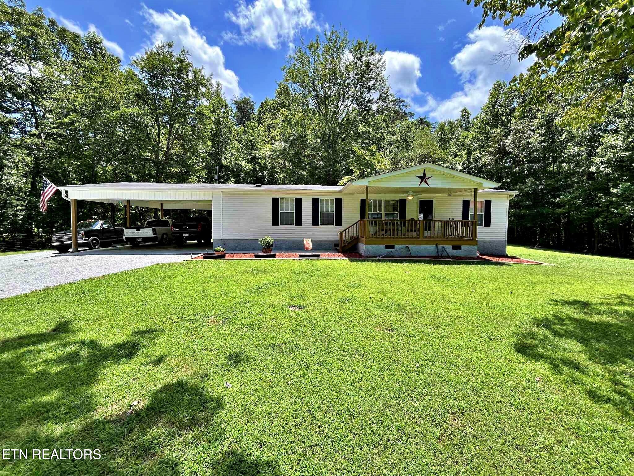 499 Correll Ridge Road Property Photo 1