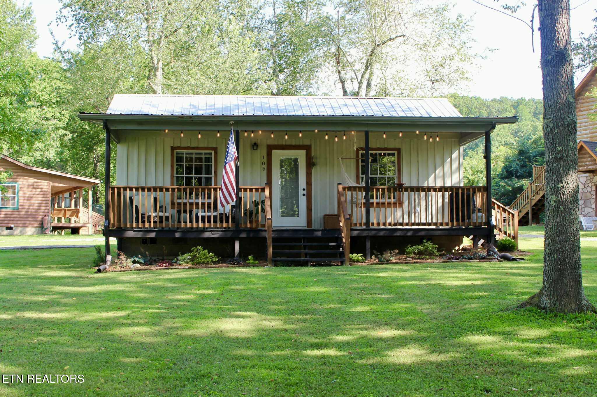 105 Lakeshore View Drive Property Photo 1