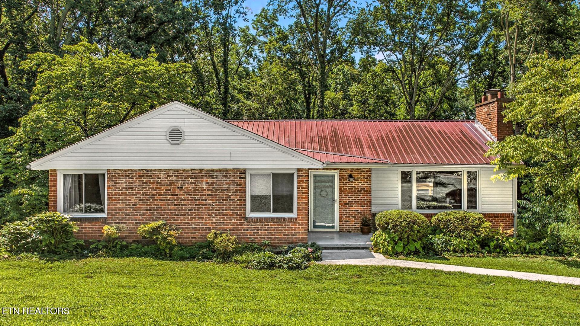 5116 Sunset Rd Property Photo 1