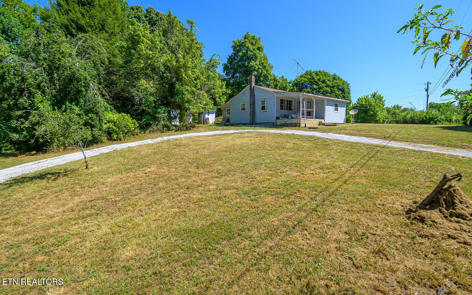 817 Big Creek Rd Property Photo 1