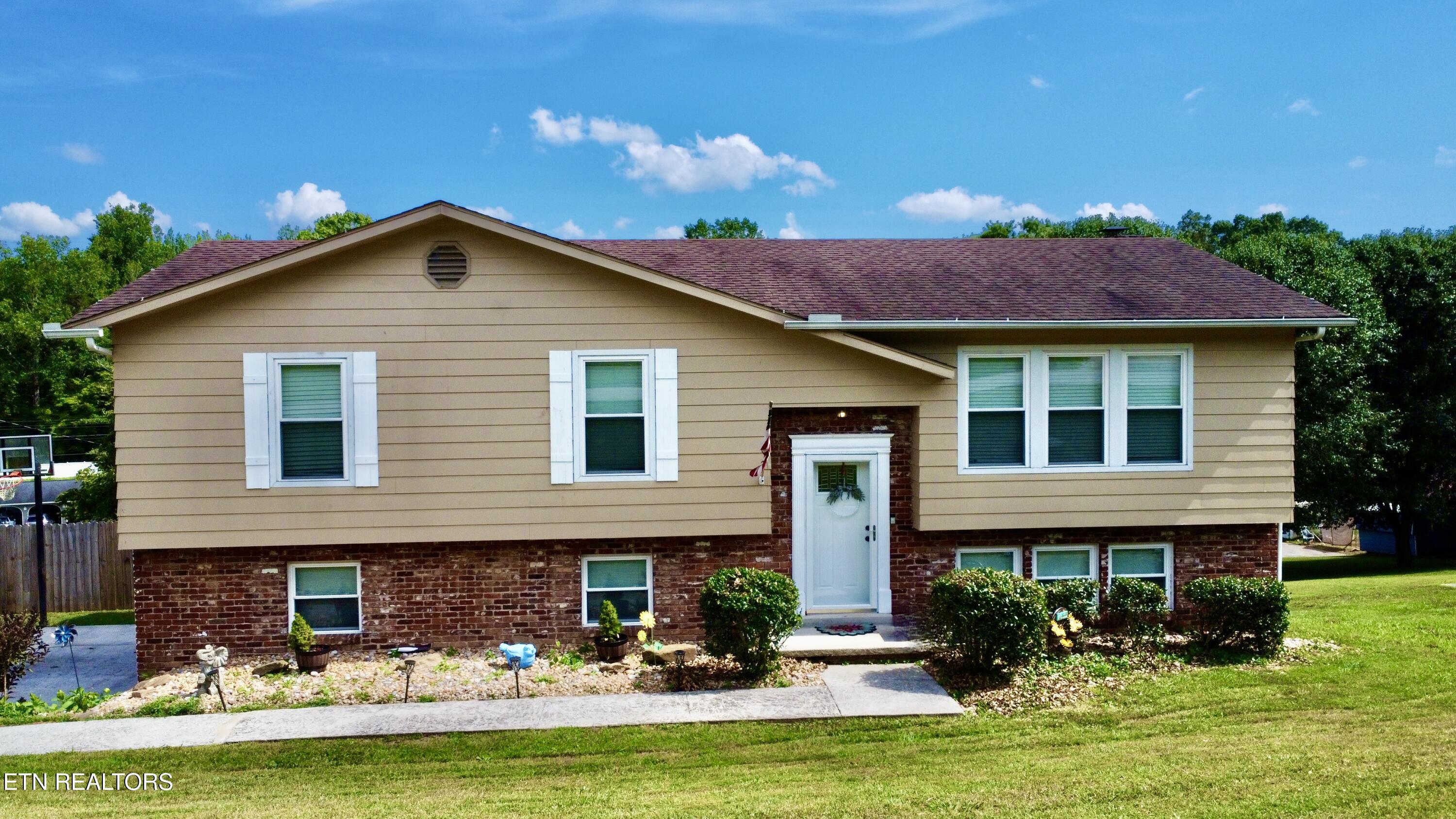 131 Red Bud Drive Property Photo 1