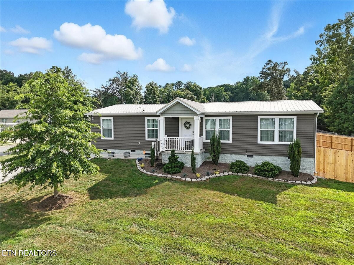 7409 Harmon Creek Lane Property Photo 1