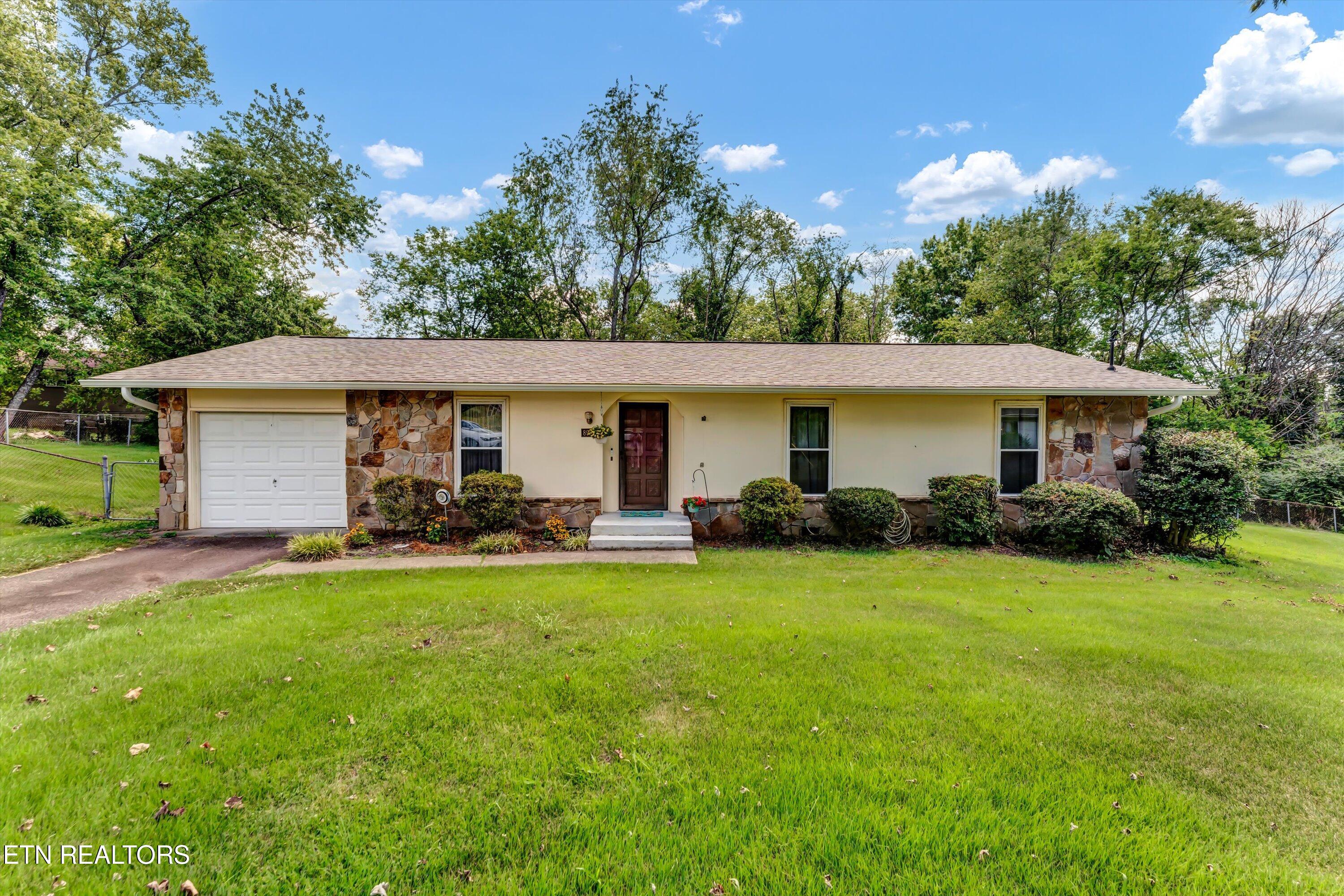 8914 Ripon Circle Property Photo 1