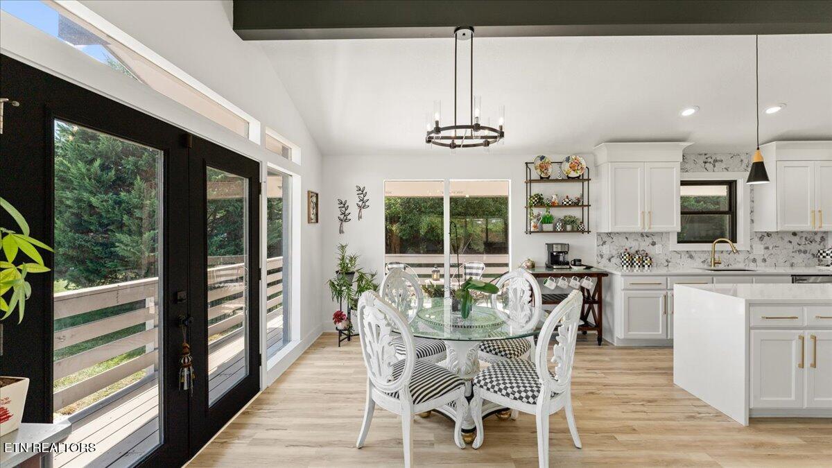 813 N Cedar Bluff Rd Property Photo 8