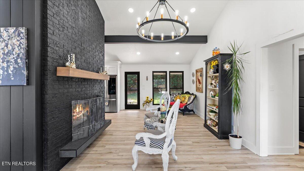 813 N Cedar Bluff Rd Property Photo 16