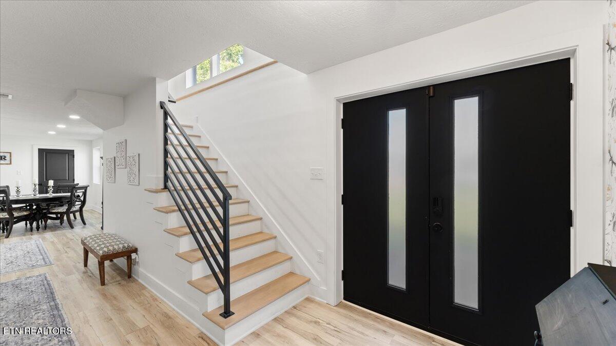 813 N Cedar Bluff Rd Property Photo 25