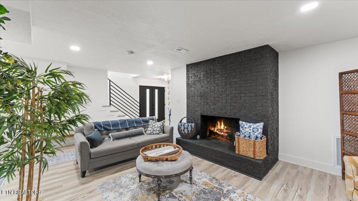 813 N Cedar Bluff Rd Property Photo 26