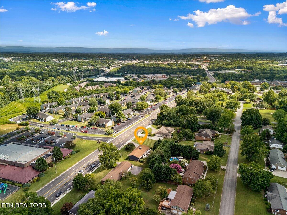 813 N Cedar Bluff Rd Property Photo 48