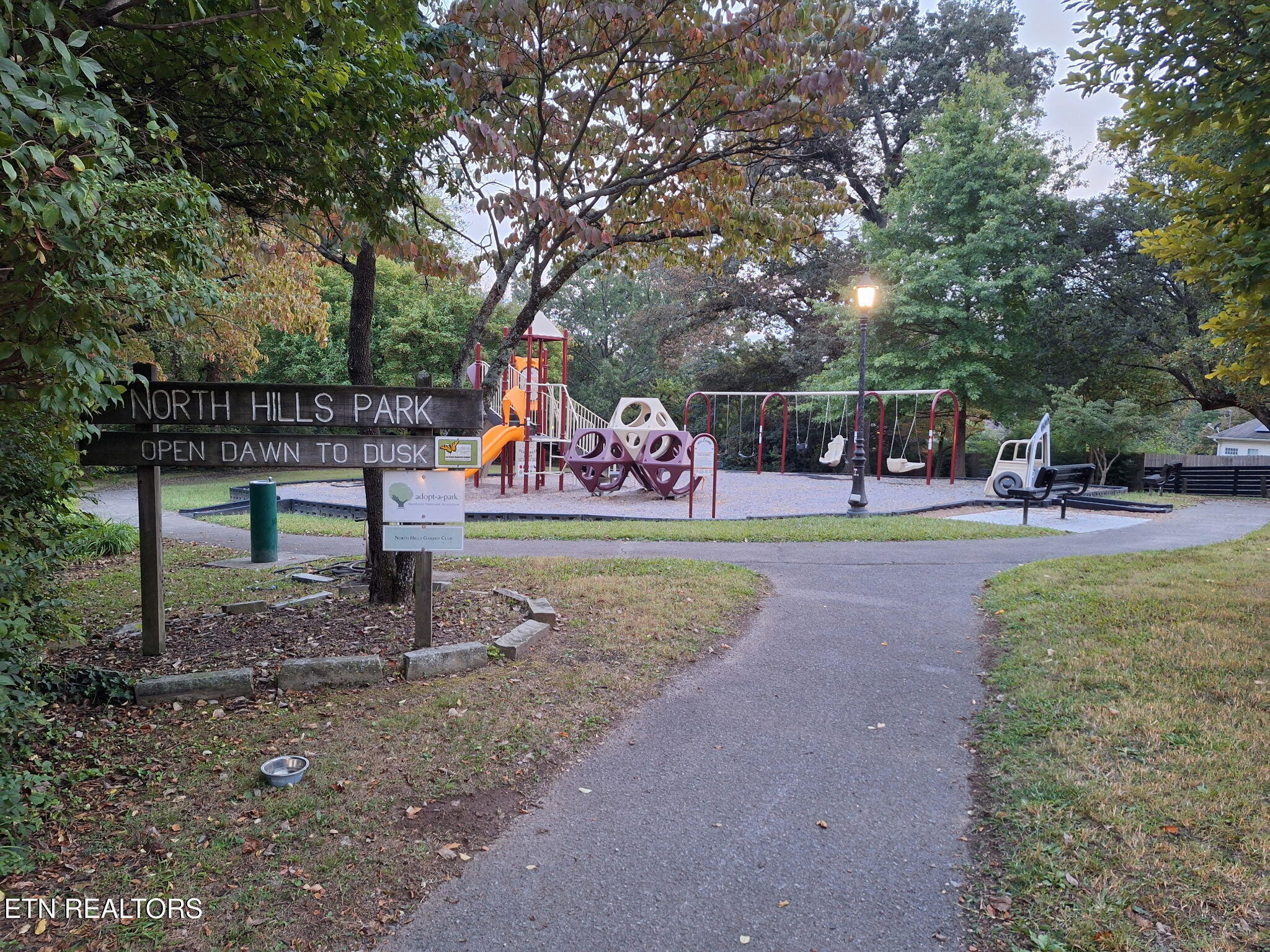 3500 Ne Kenilworth Lane Property Photo 14