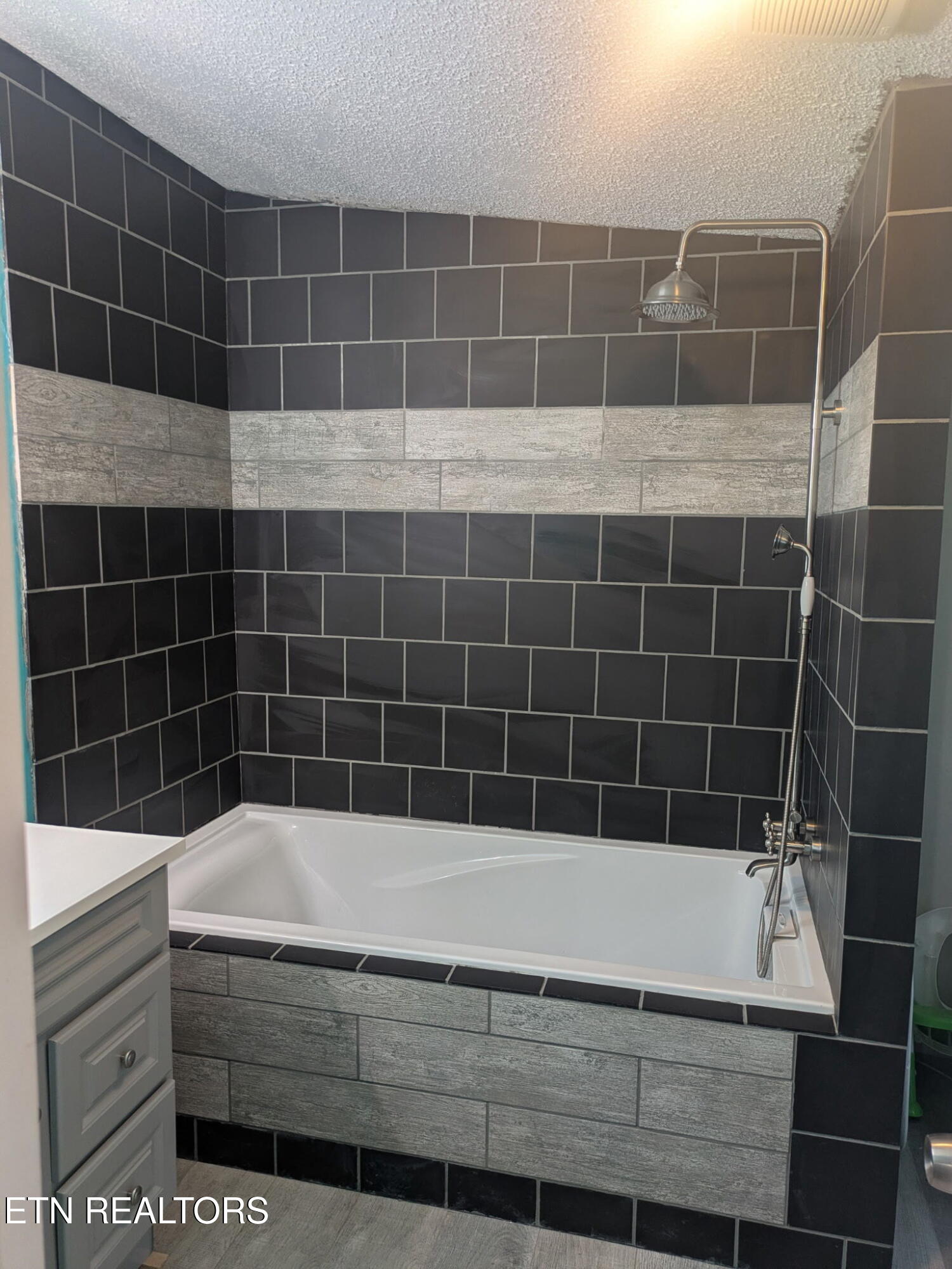 7038 Nw Seaver Drive Property Photo 18