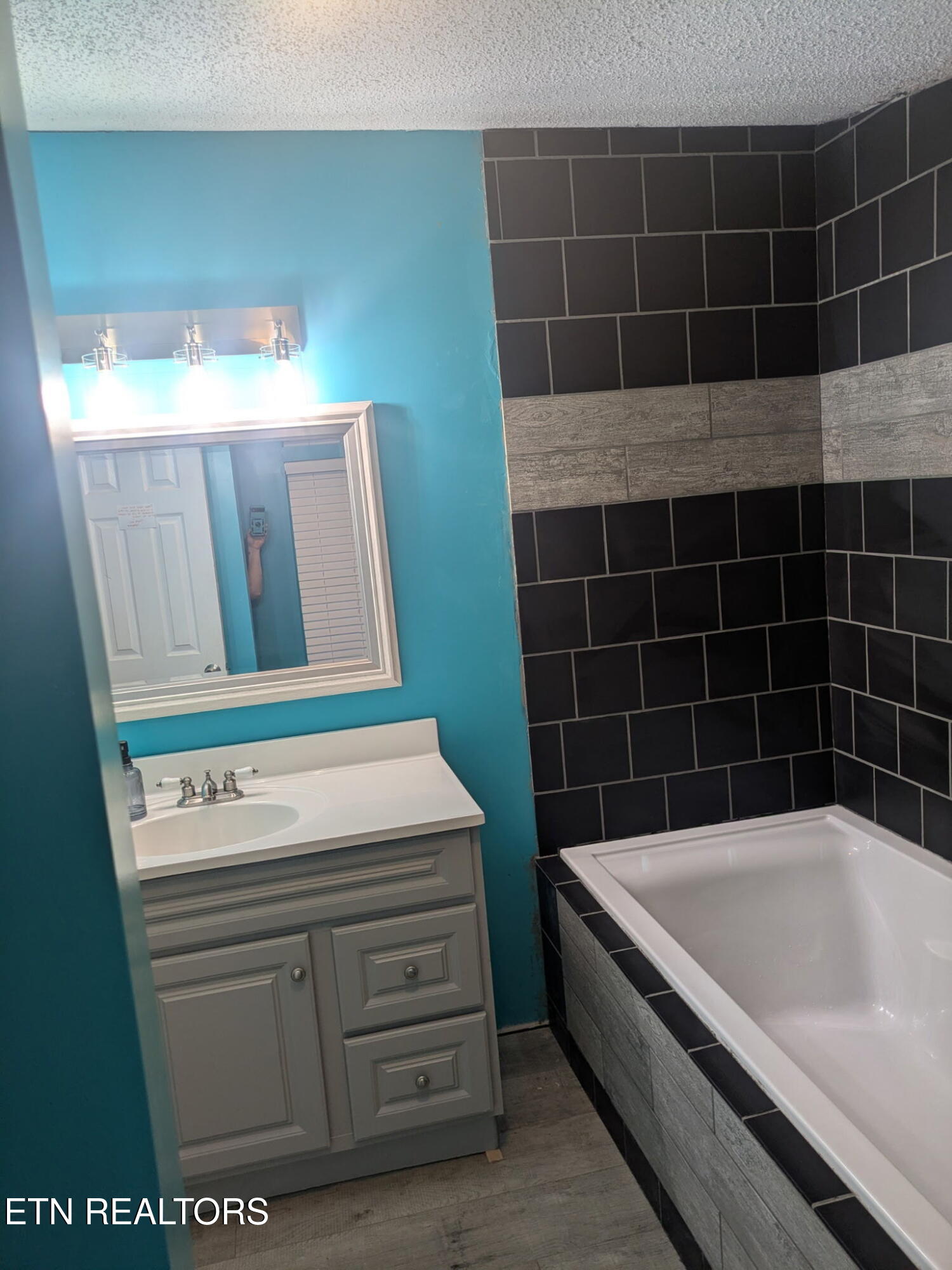 7038 Nw Seaver Drive Property Photo 20