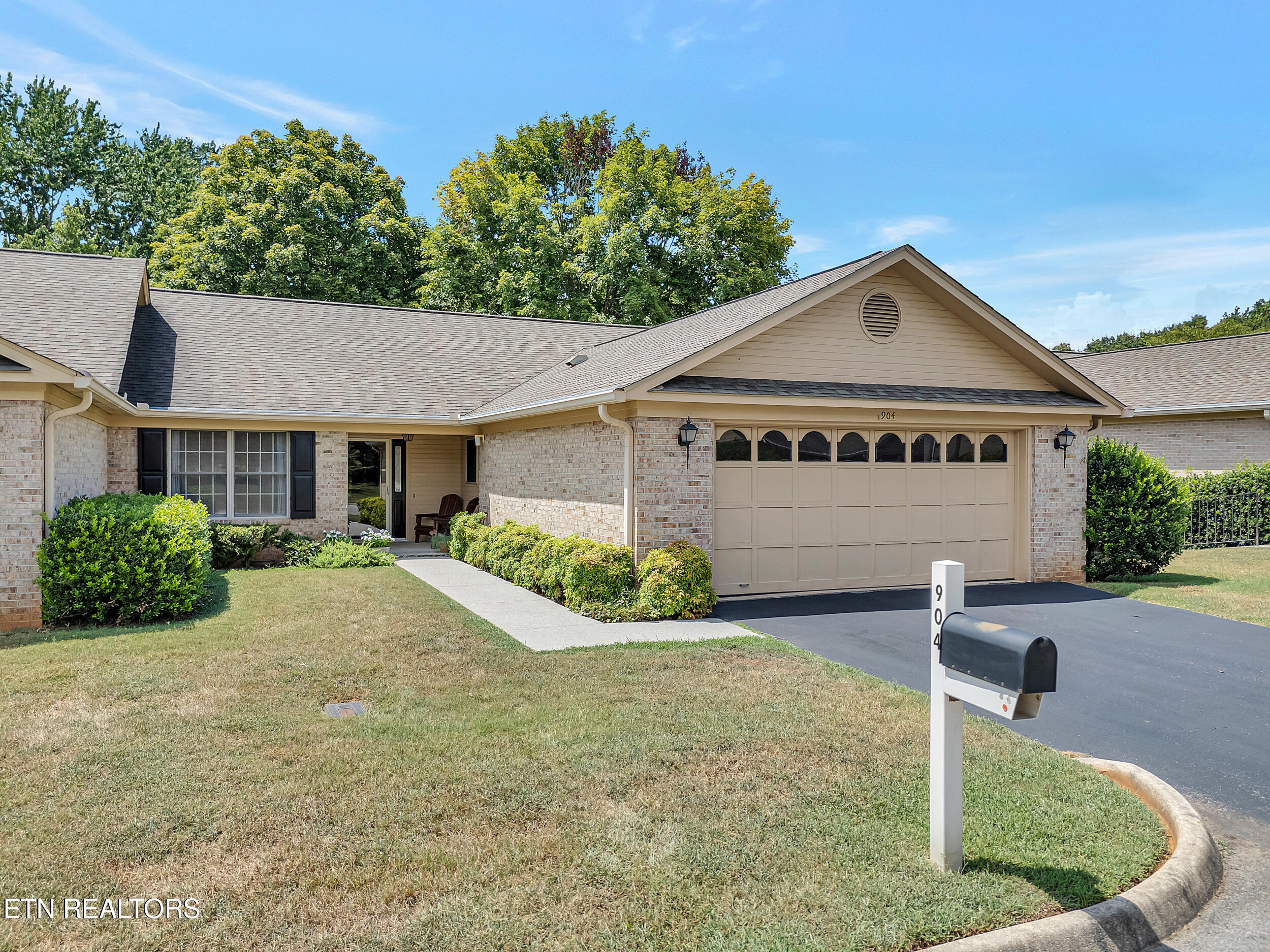 904 Portsmouth Circle Property Photo 1
