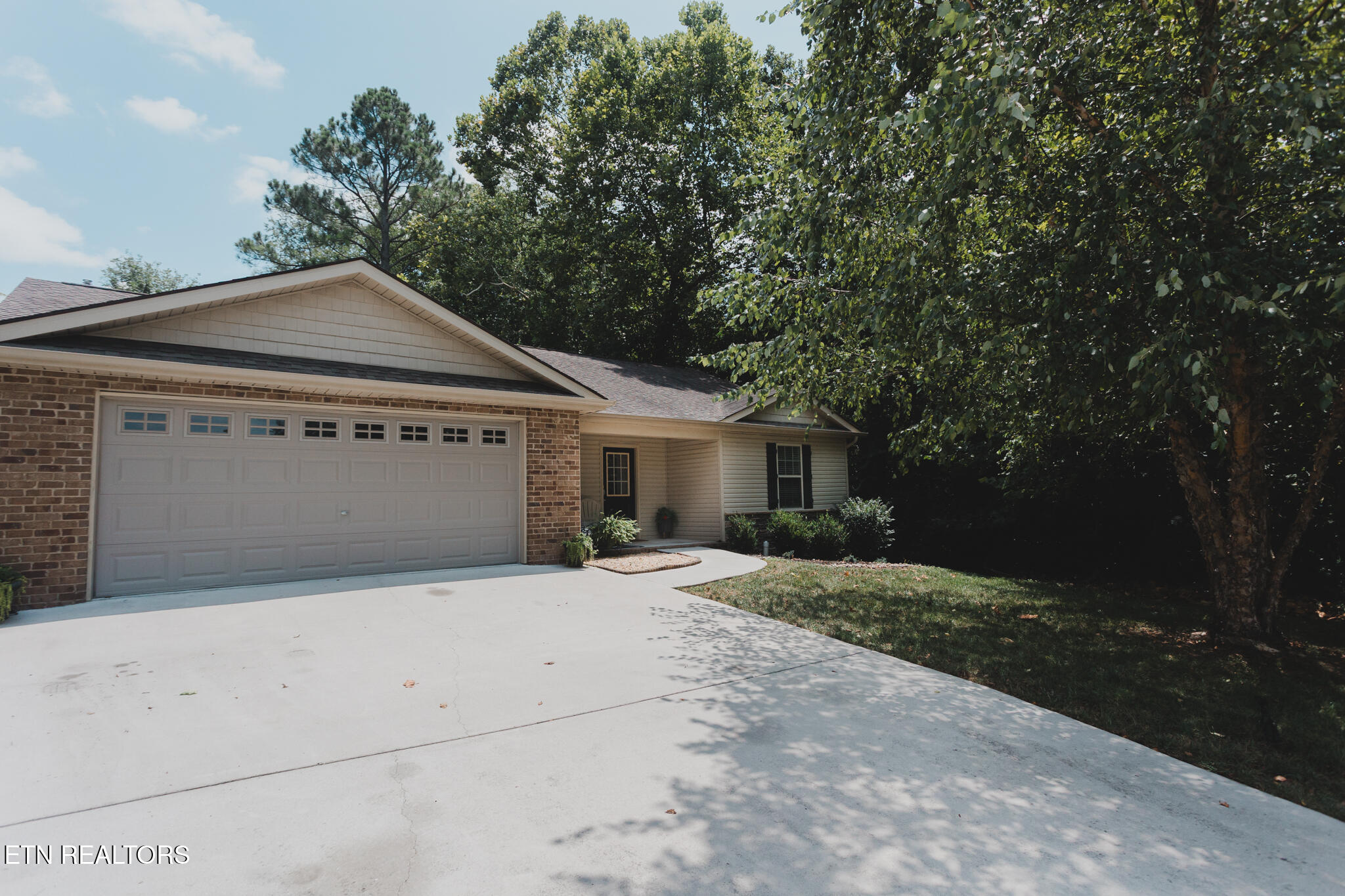 705 Klondike Way Property Photo 1