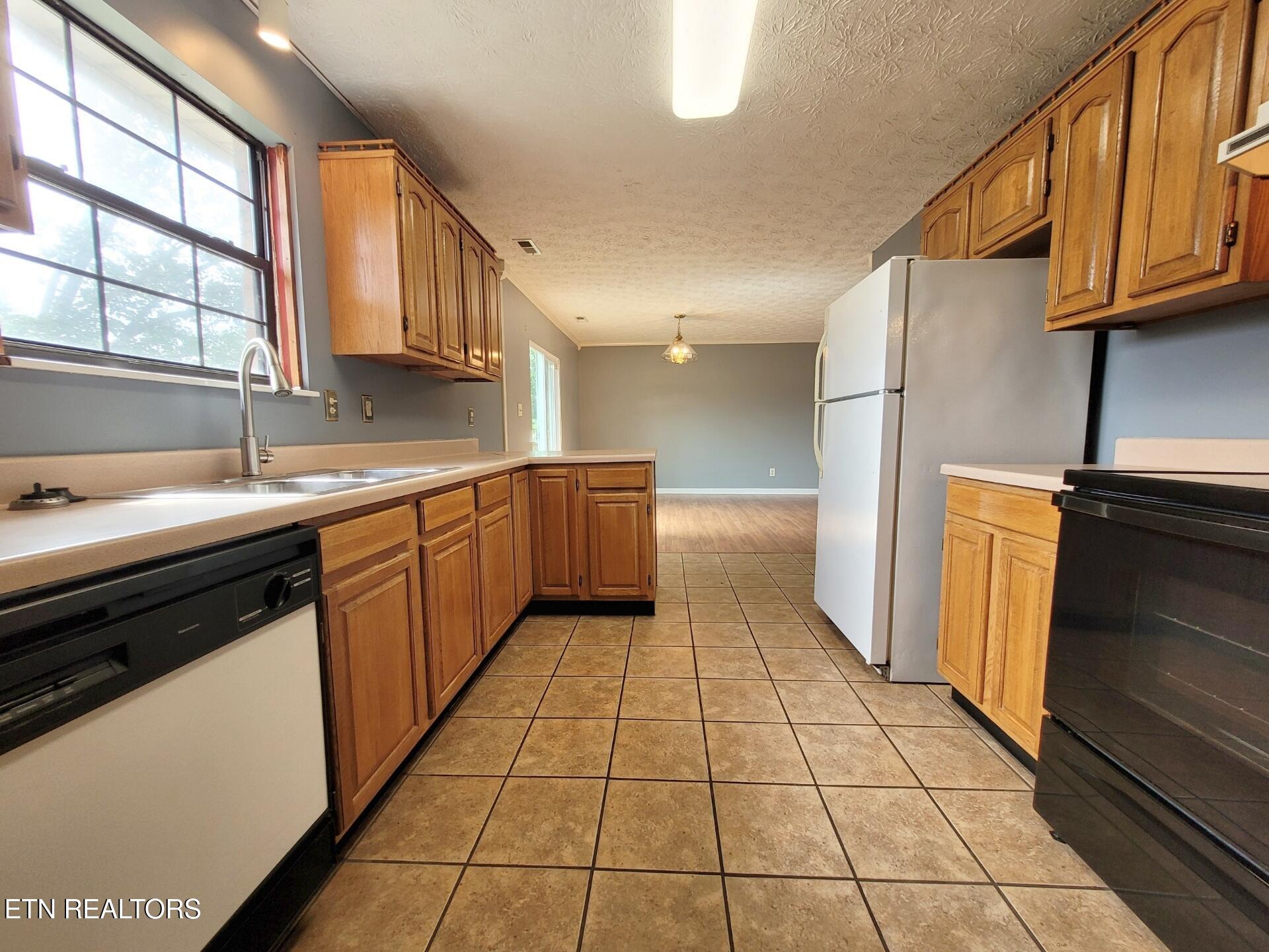 5537 Malachi Circle Property Photo 3