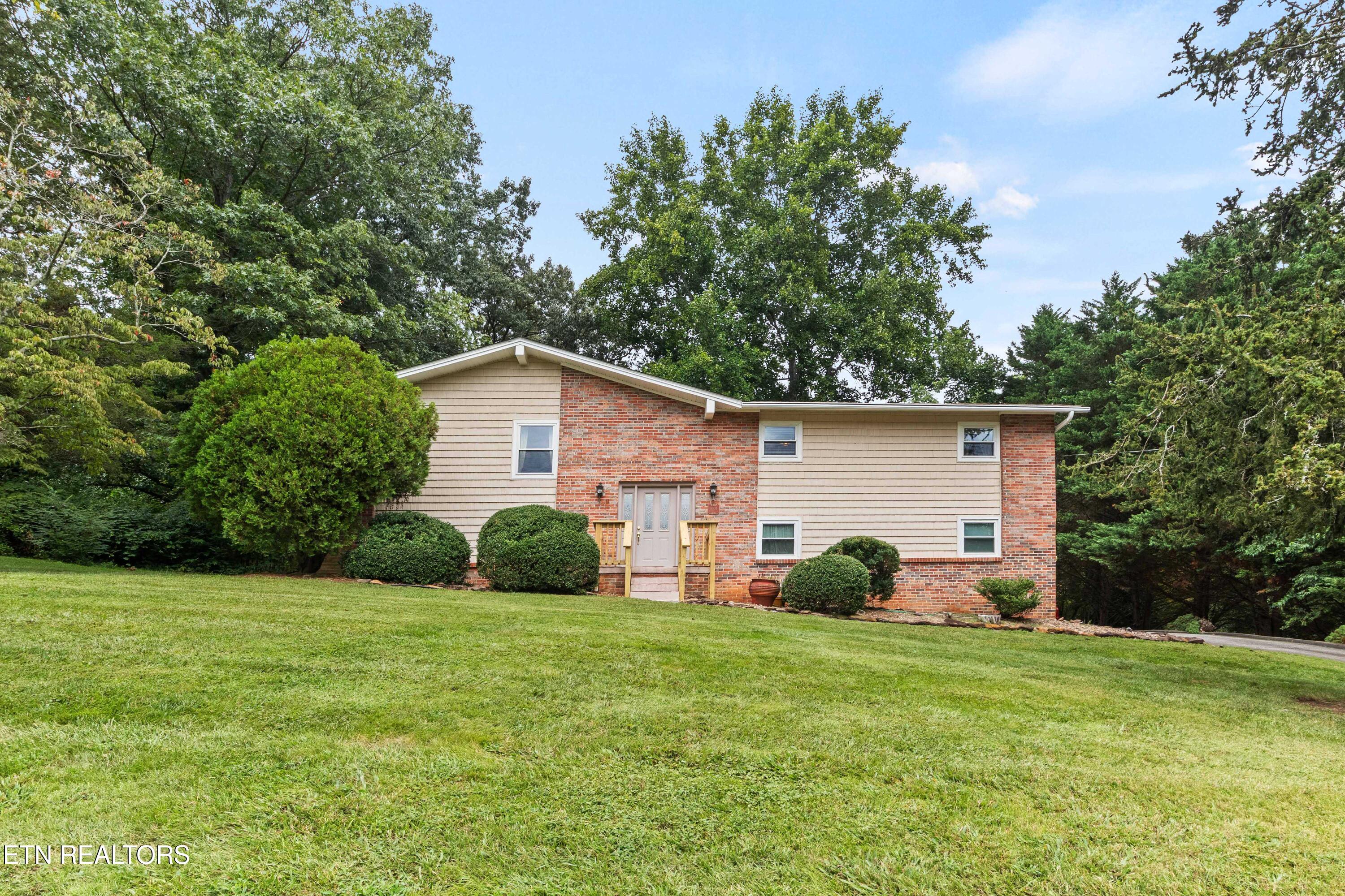 8903 Ormand Lane Property Photo 1