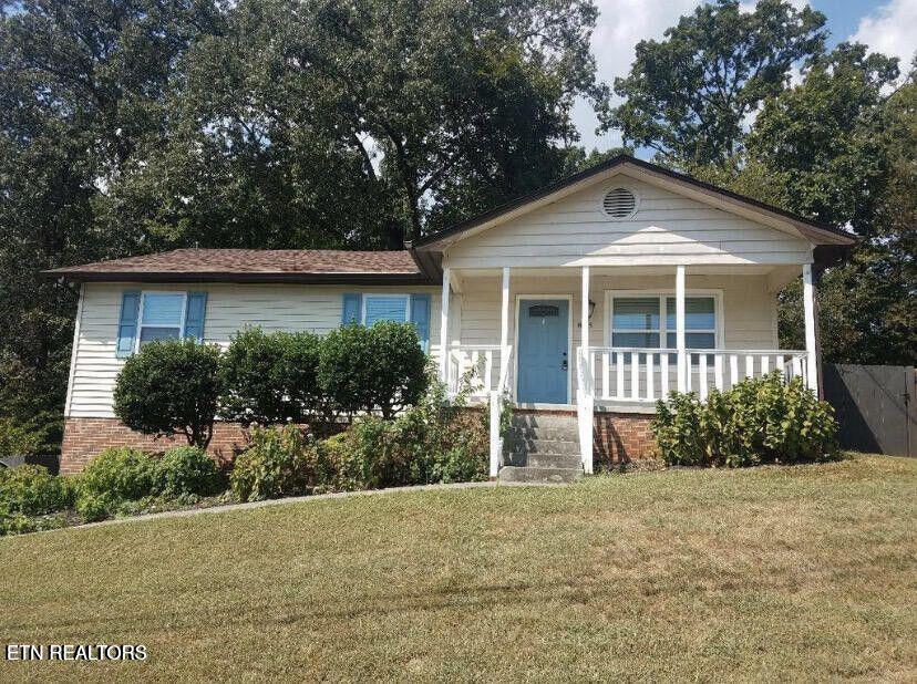 825 Bent Tree Rd Property Photo 1