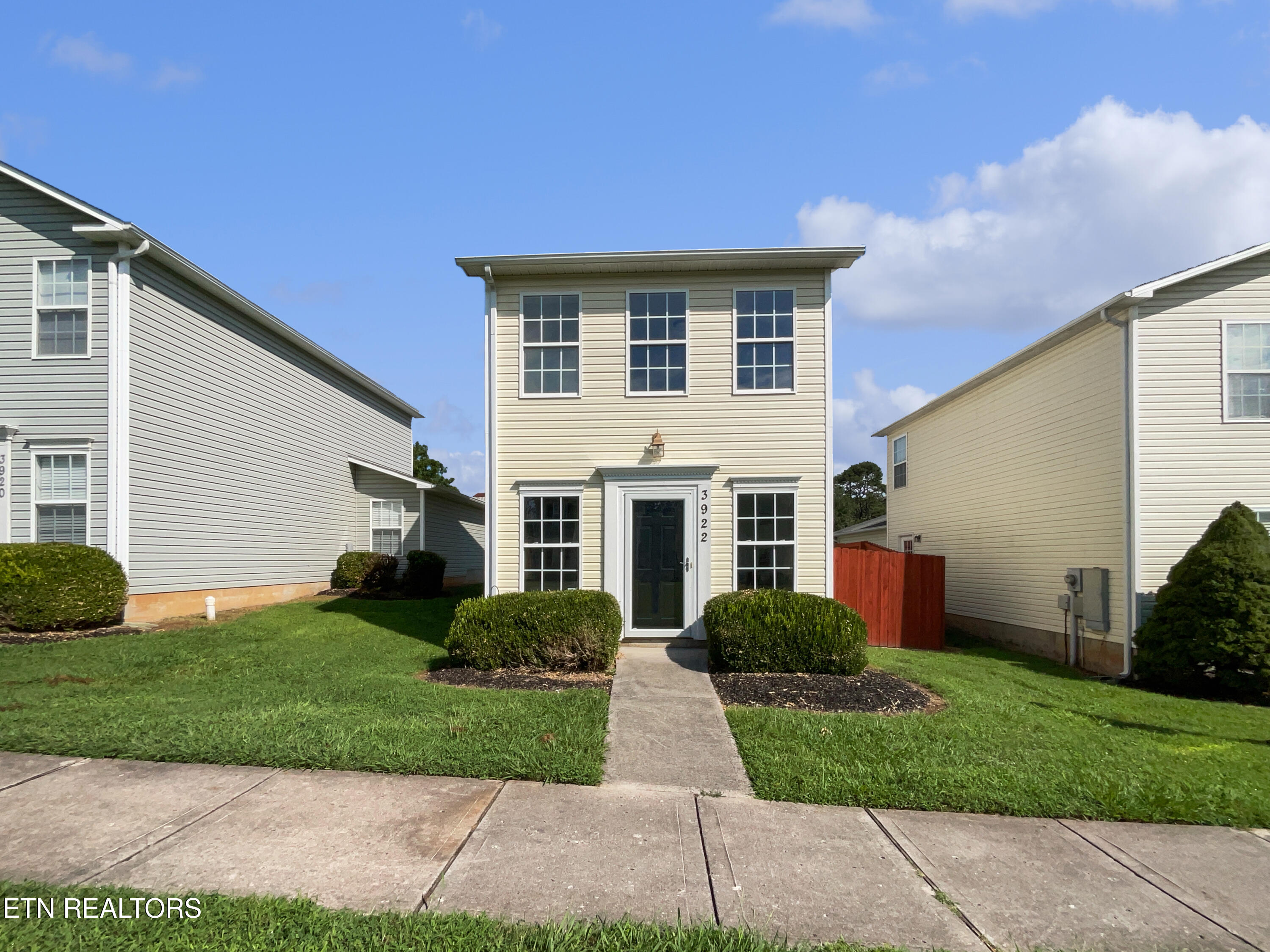 3922 Archibald Way Property Photo 1