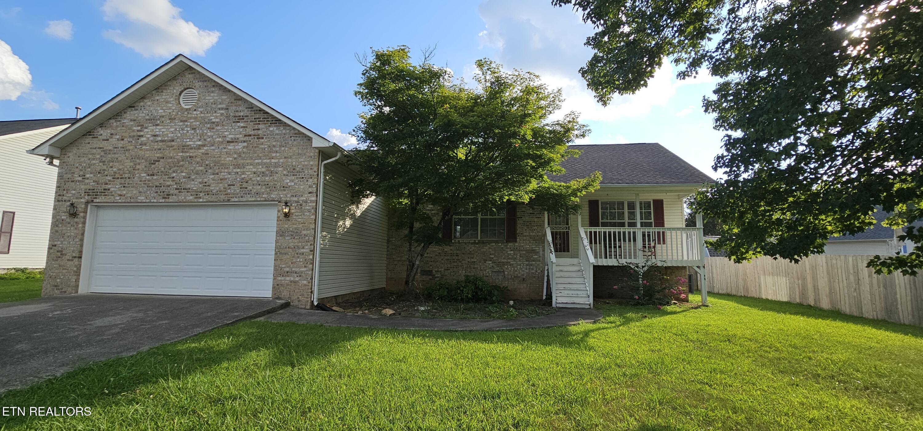 549 Pebble Creek Rd Property Photo 1