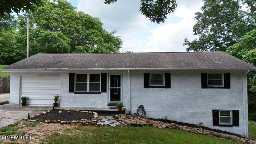 771 Commanche Drive Property Photo 1