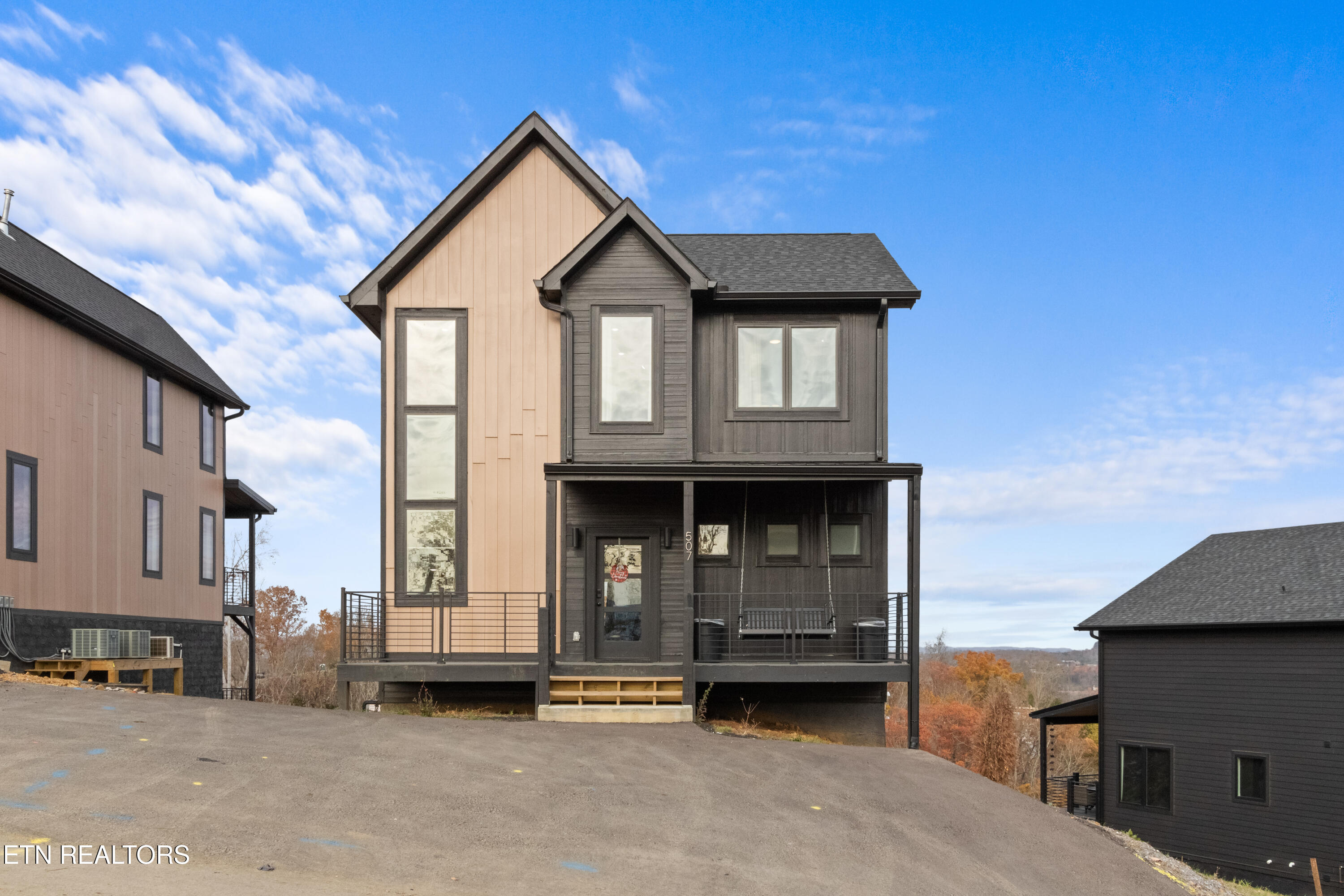 507 New Venture Way Property Photo 1