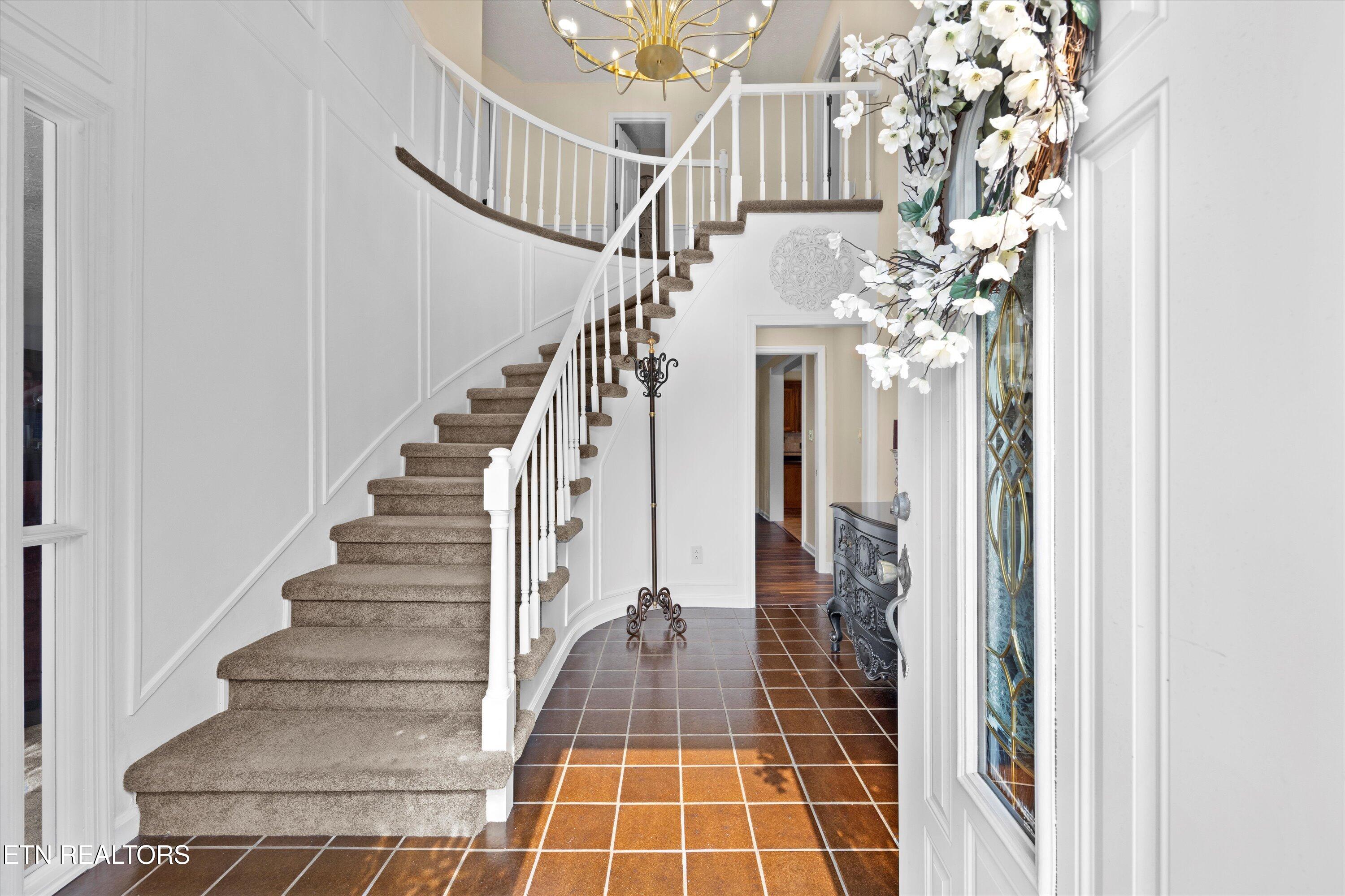 1200 Farrington Drive Property Photo 7