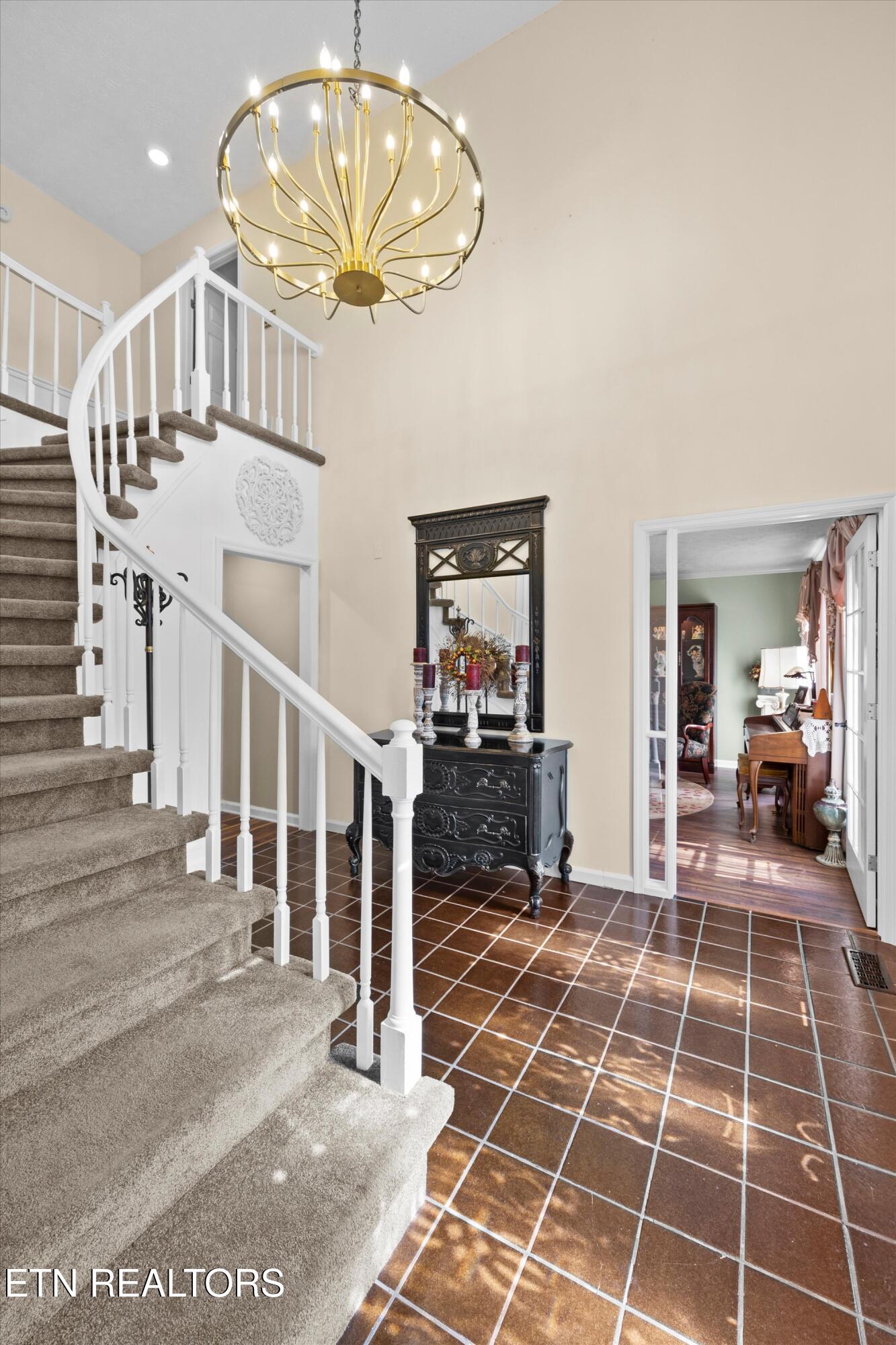 1200 Farrington Drive Property Photo 9