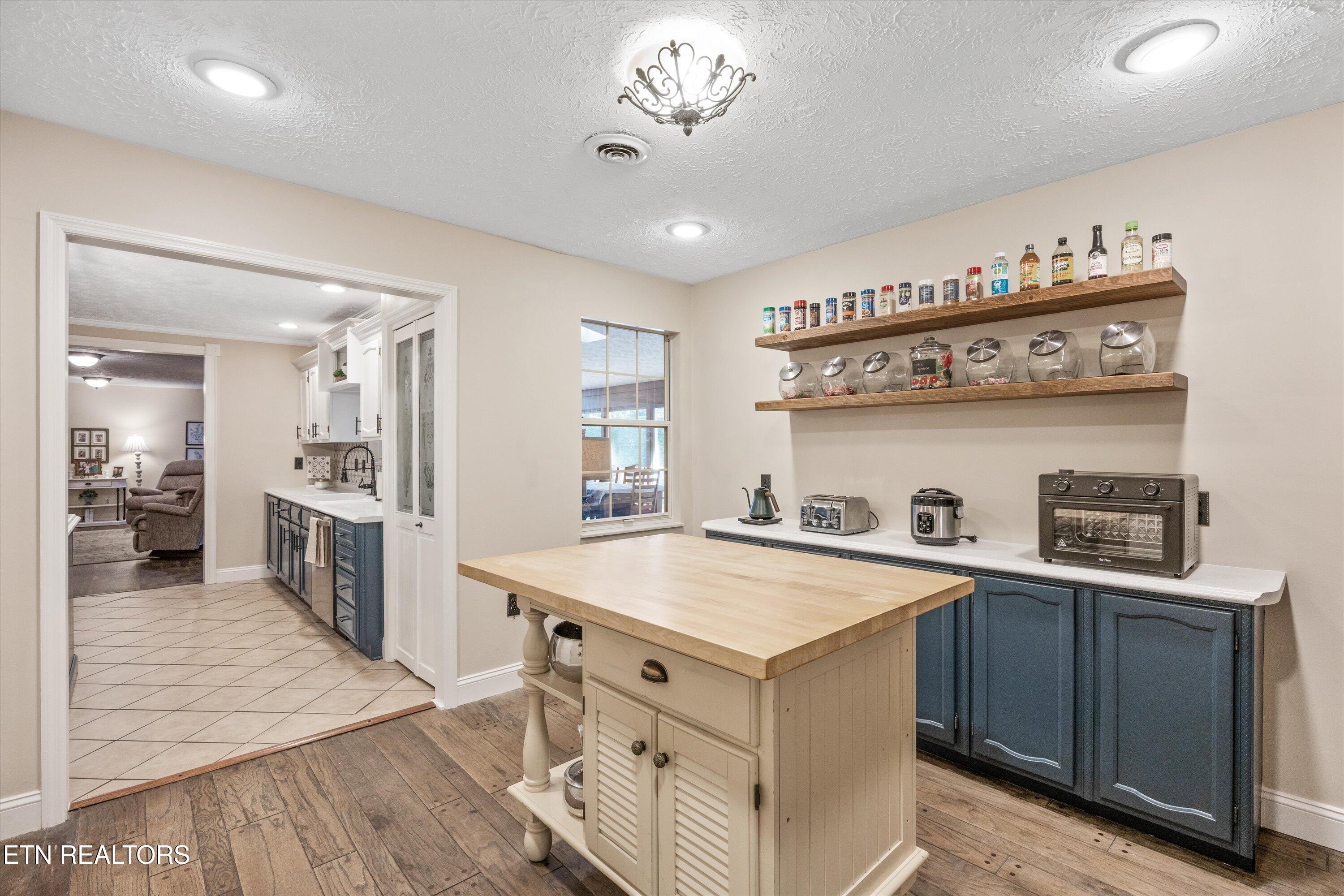 1200 Farrington Drive Property Photo 19