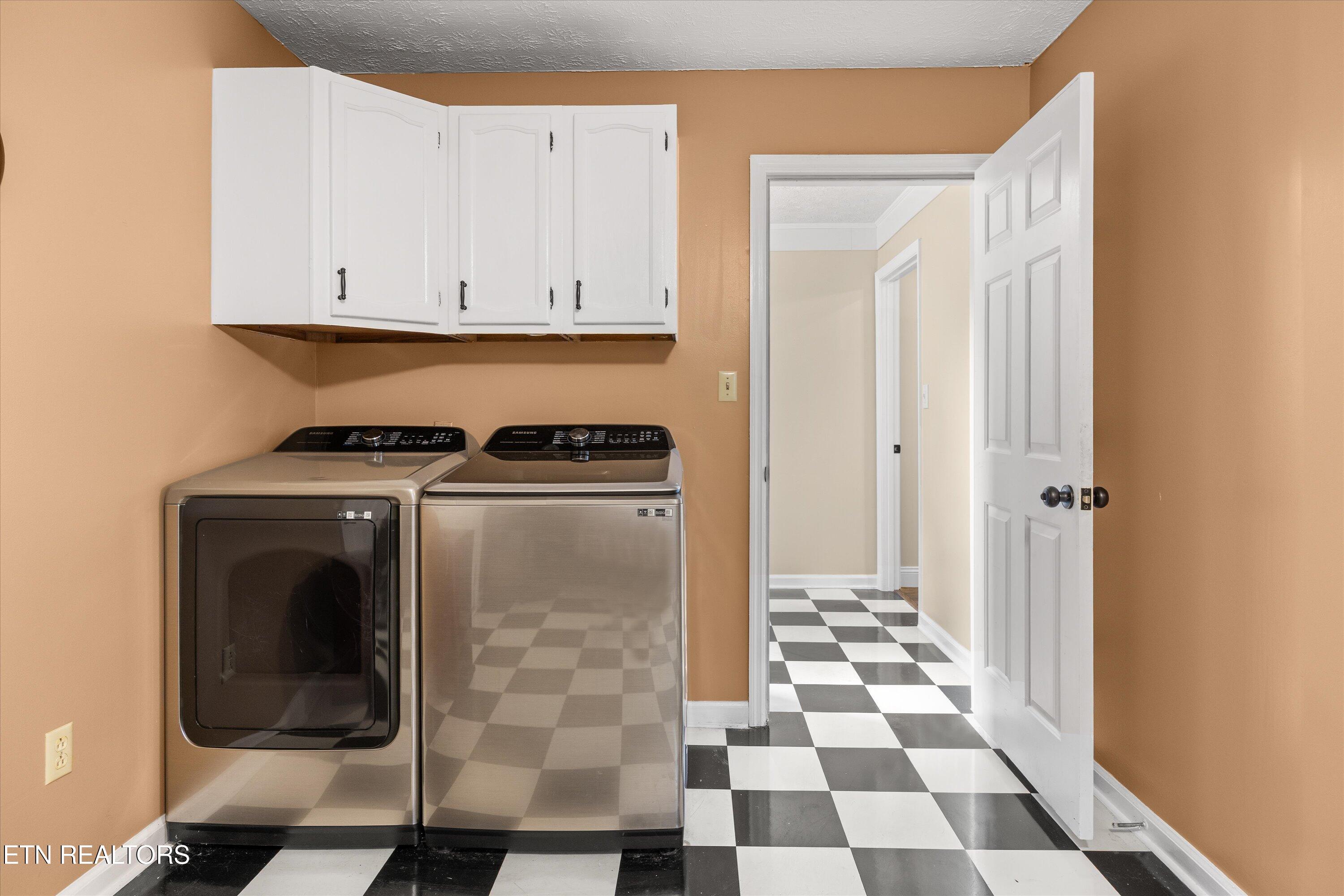 1200 Farrington Drive Property Photo 21