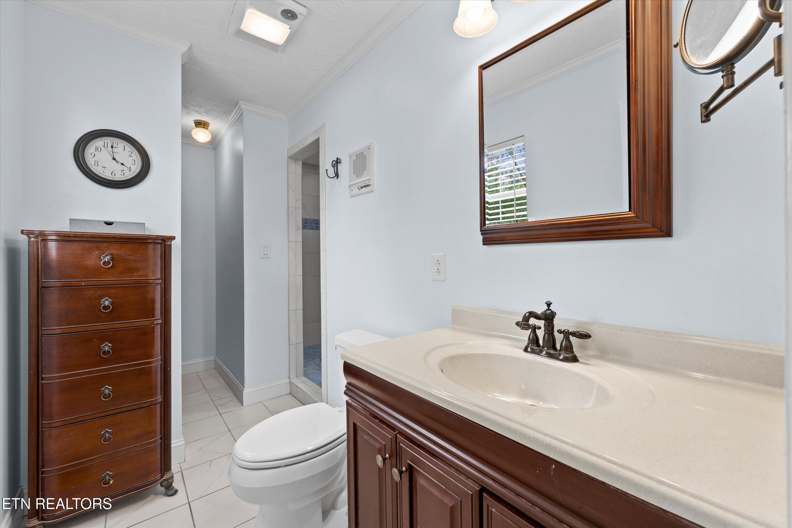 1200 Farrington Drive Property Photo 27