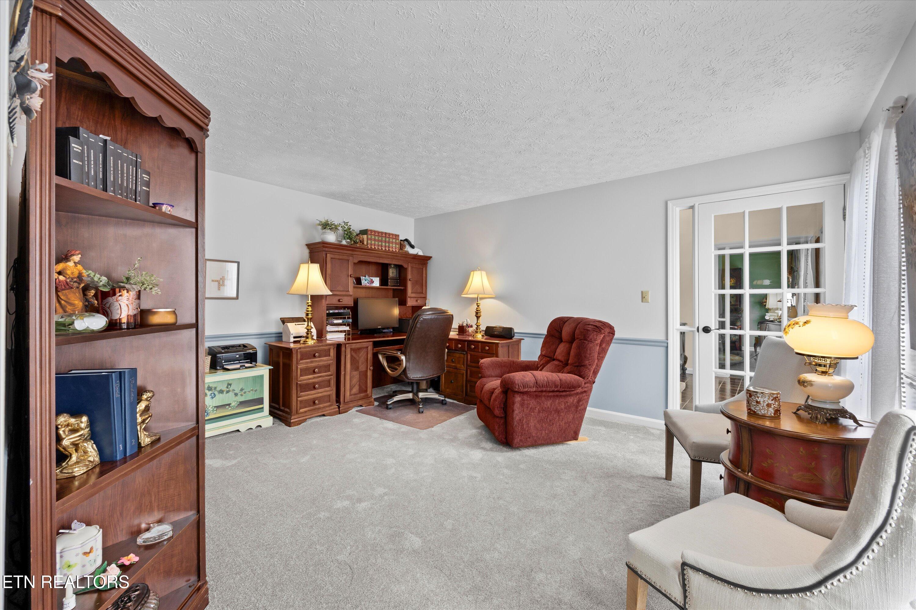 1200 Farrington Drive Property Photo 30