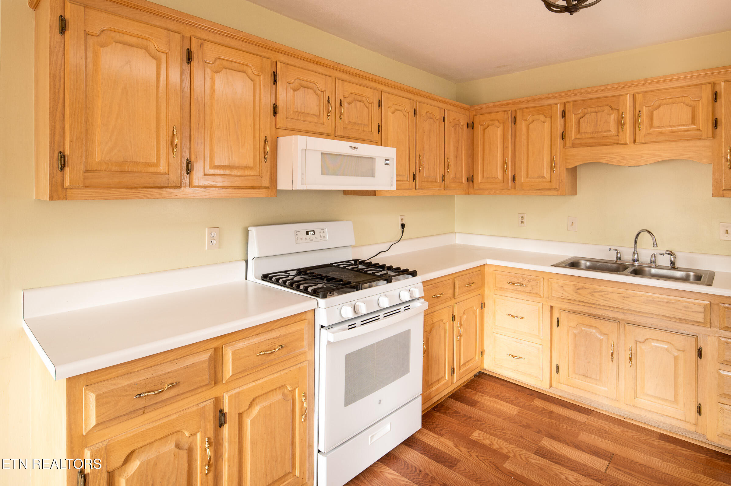 1516 Peabody Drive Property Photo 10