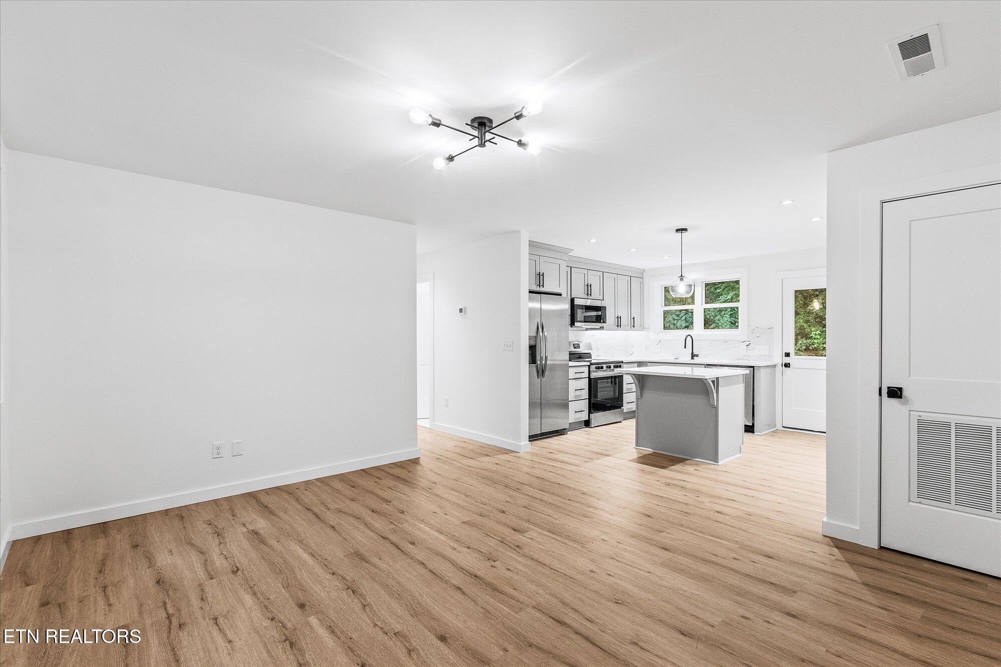 136 & 138 Boatman Street Property Photo 6