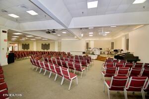 161 E Harper Ave Property Photo 12