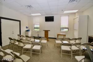 161 E Harper Ave Property Photo 17