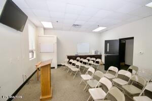 161 E Harper Ave Property Photo 19