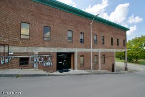 161 E Harper Ave Property Photo 22