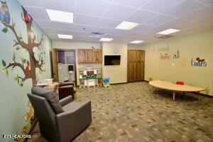 161 E Harper Ave Property Photo 31