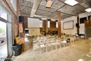 161 E Harper Ave Property Photo 44