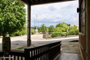 161 E Harper Ave Property Photo 48