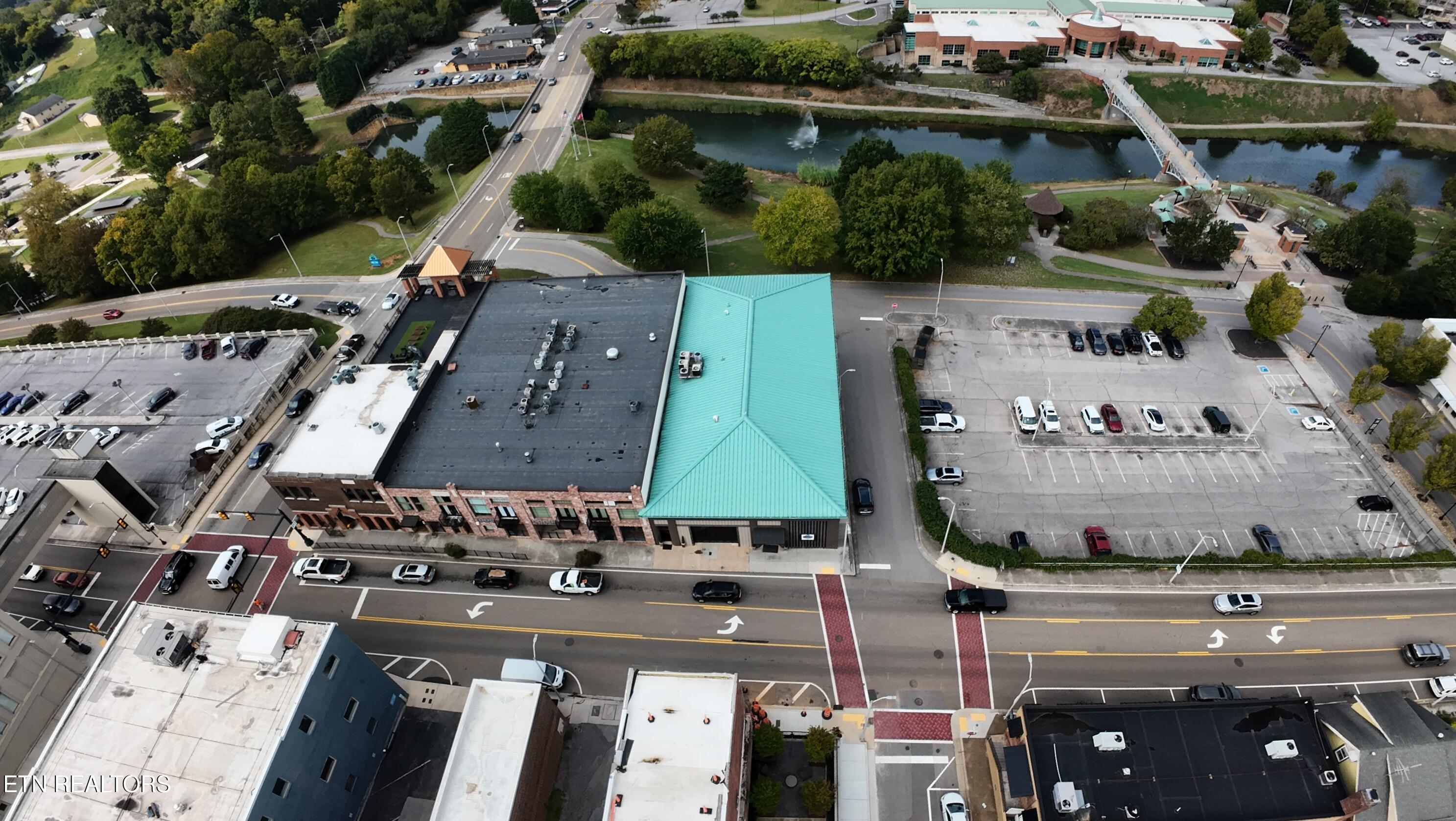 161 E Harper Ave Property Photo 55