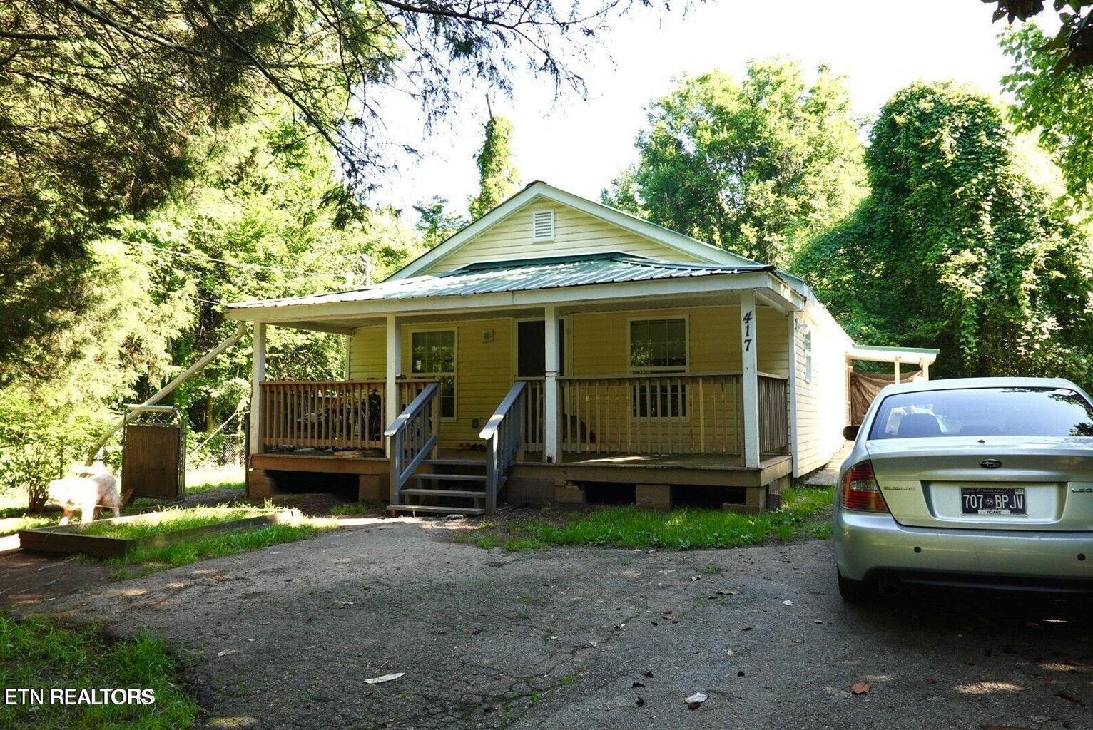 621 N Chamberlain Ave Property Photo 9